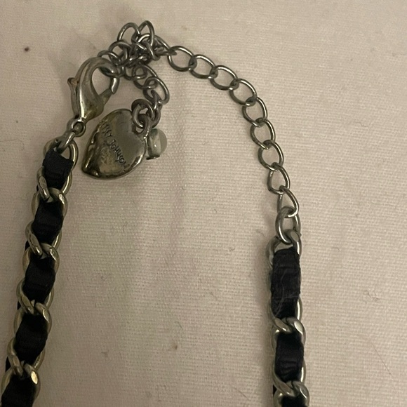 Betsey Johnson Red zebra heart necklace. 2010s - Picture 5 of 9